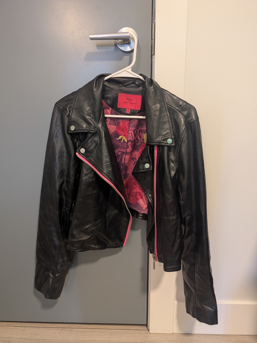 Leather Jacket - Picture 3 of 3